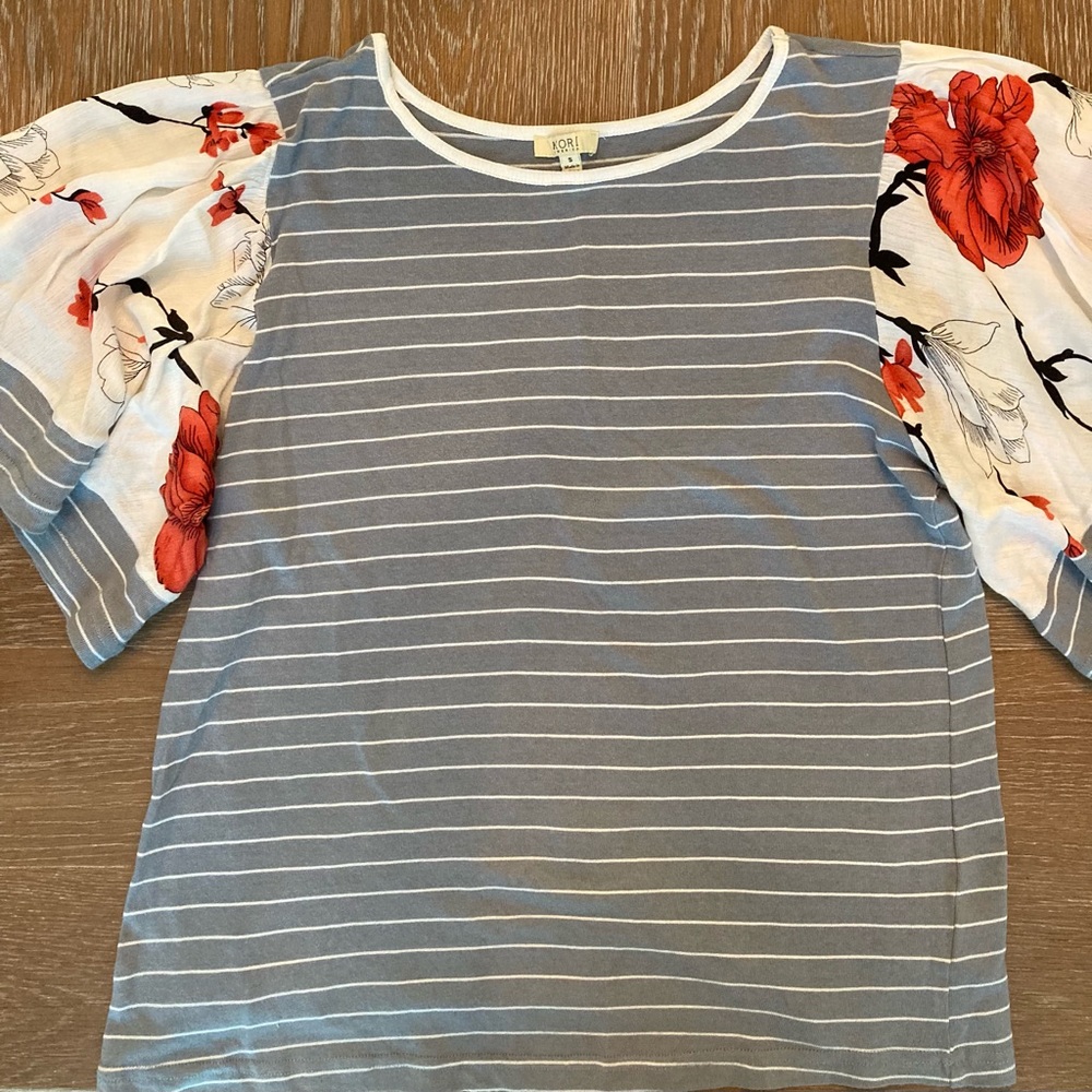 Boutique Top, size Medium